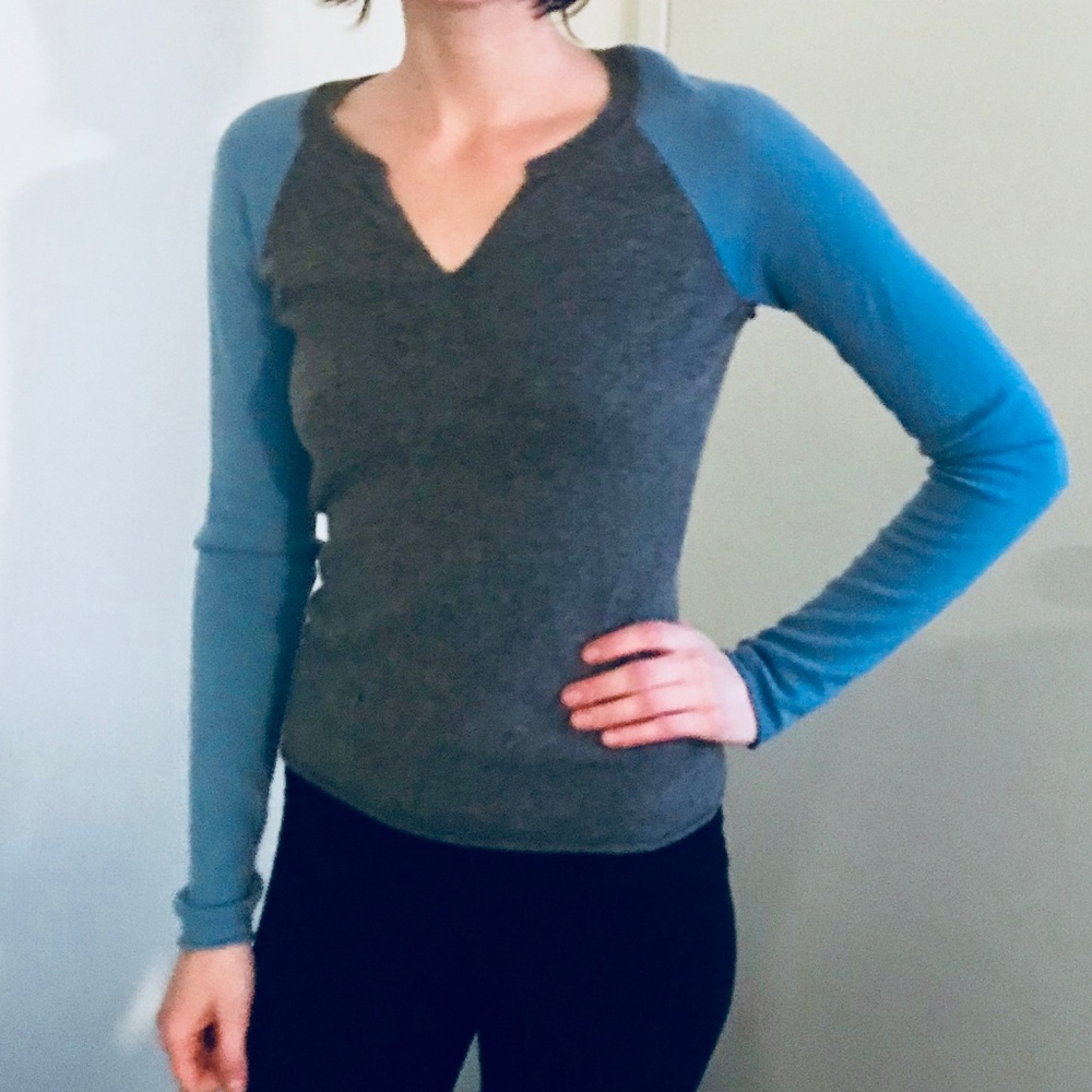 VINCE Cashmere Sweater